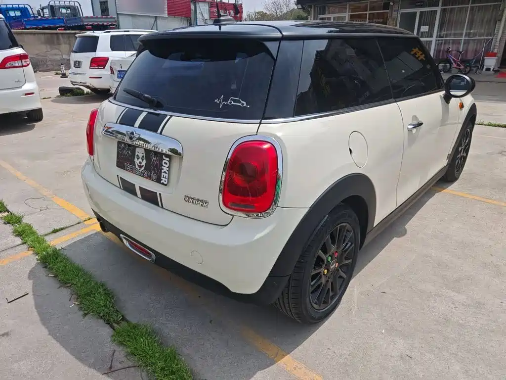 MINI 1.5 T COOPER