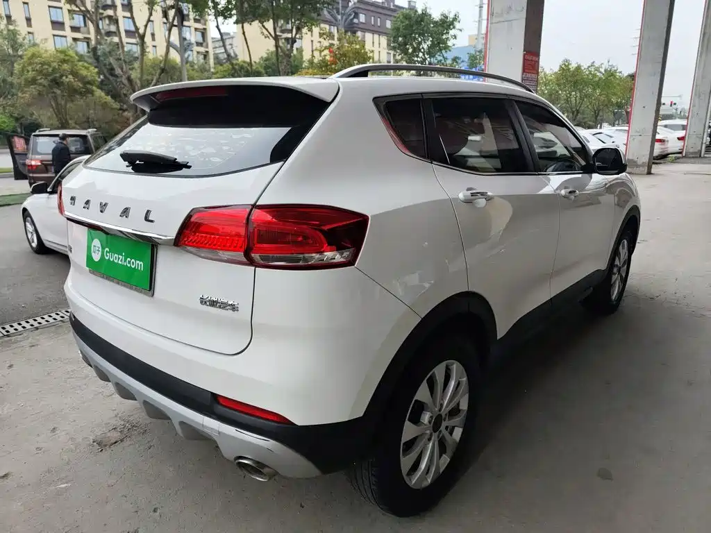 Haval H2 s 哈弗H2 s 2018款 蓝标 1.5 T 双离合风尚型