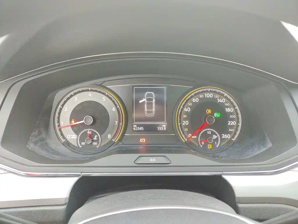 Lamando 230 TSI DSG Style