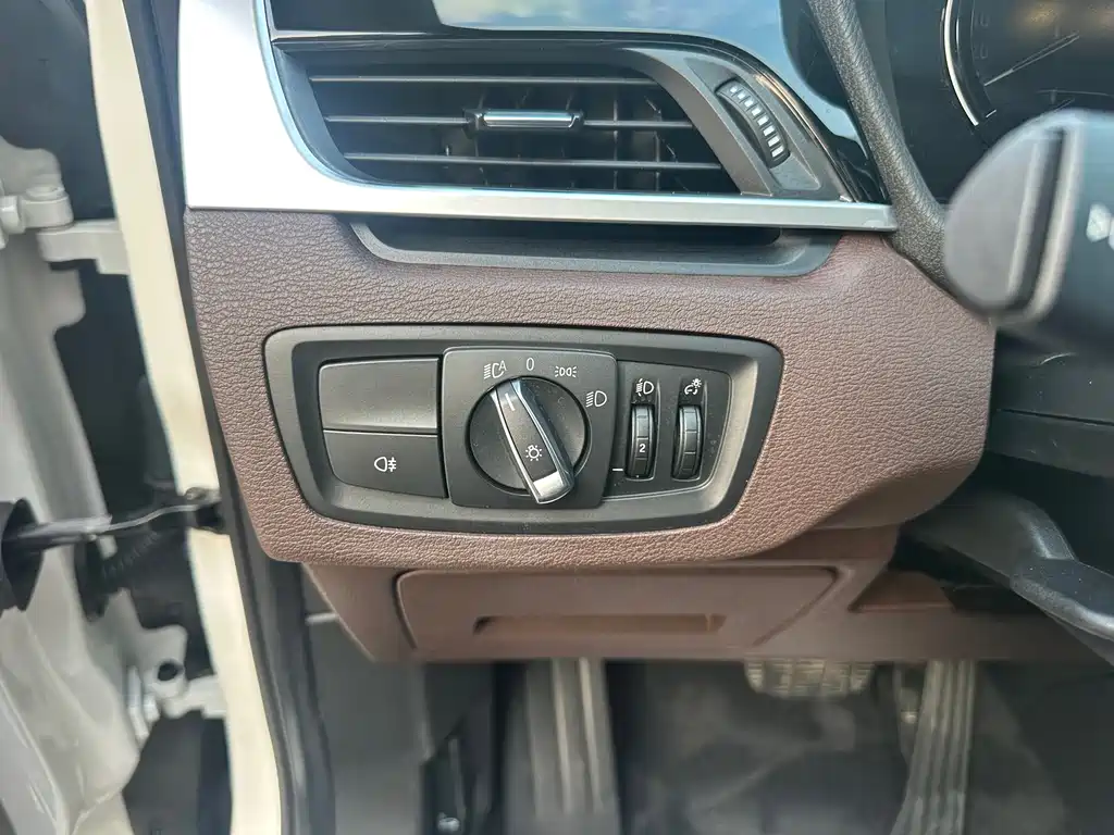 BMW X1 sDrive20 Li Fashion