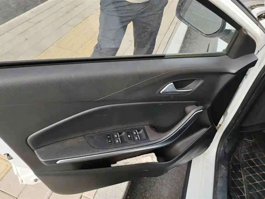 Tiggo 3 x 1.5 L Auto Elite