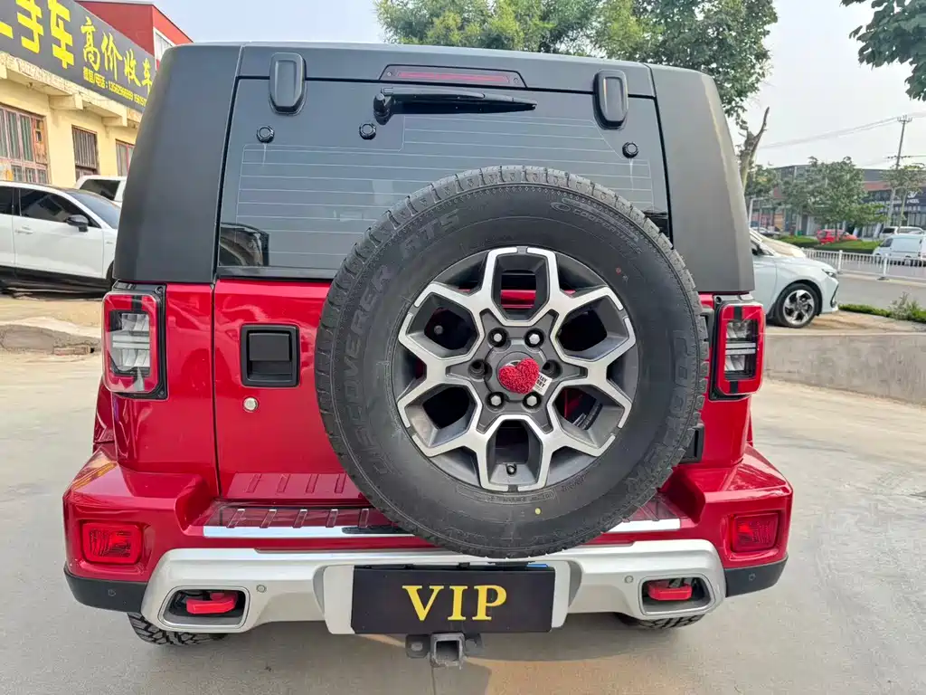 BAIC BJ40 PLUS 2.3 T Auto 4 WD Premium CN-VI