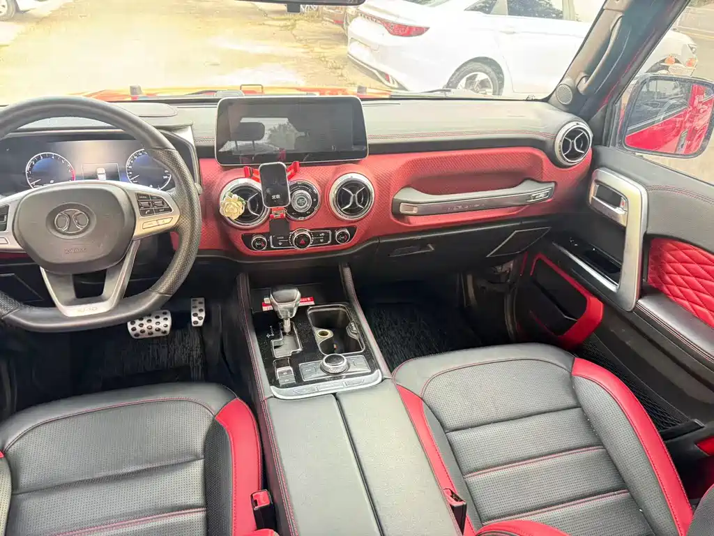 BAIC BJ40 PLUS 2.3 T Auto 4 WD Premium CN-VI