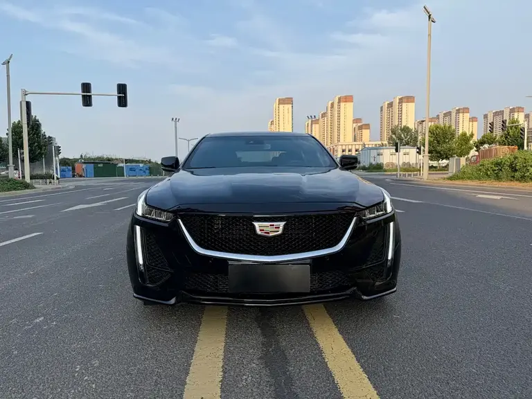 Cadillac CT5 28 T Luxury (Standard)