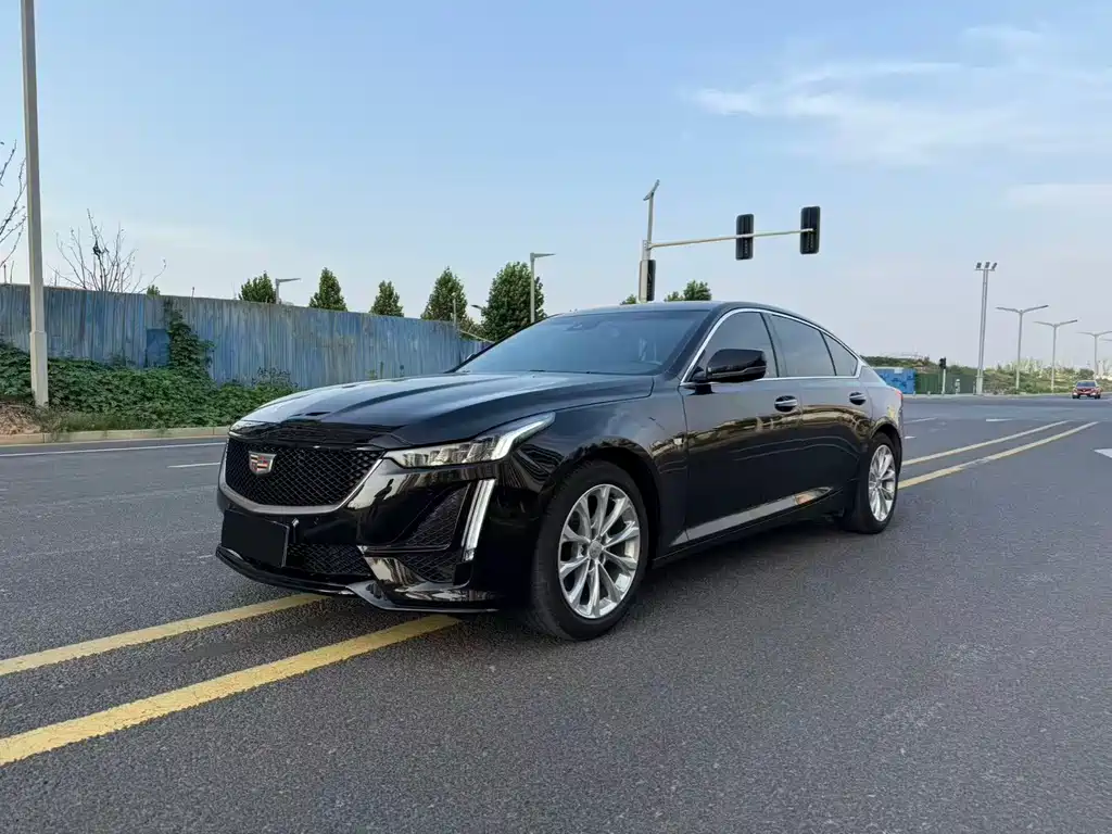 Cadillac CT5 28 T Luxury (Standard)