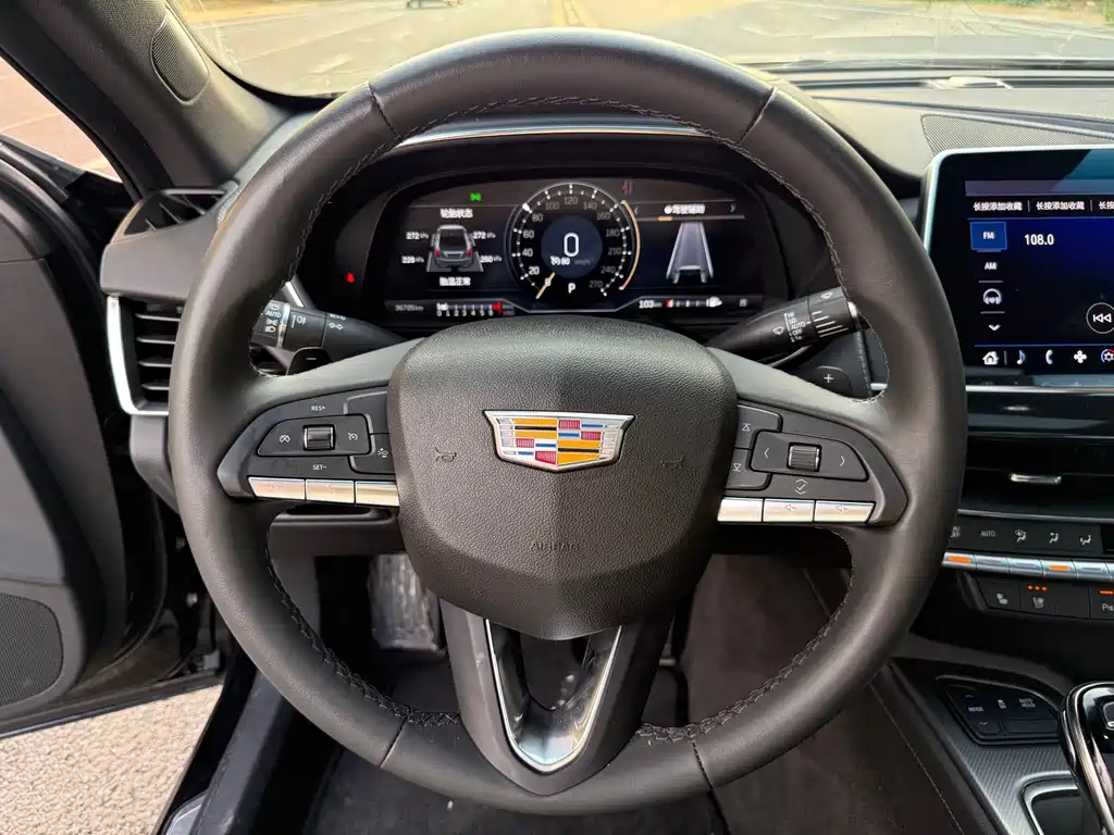 Cadillac CT5 28 T Luxury (Standard)