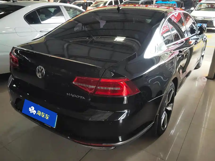 Magotan 330 TSI DSG Leading