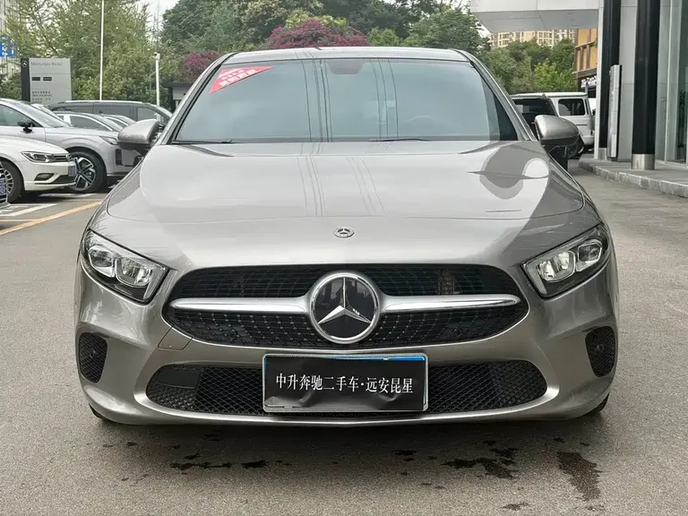 Mercedes-Benz A-Class (Import) A 200 Fashion