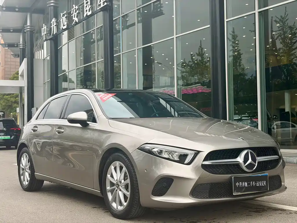Mercedes-Benz A-Class (Import) A 200 Fashion