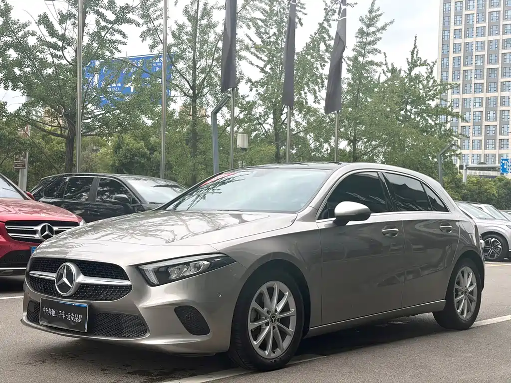 Mercedes-Benz A-Class (Import) A 200 Fashion