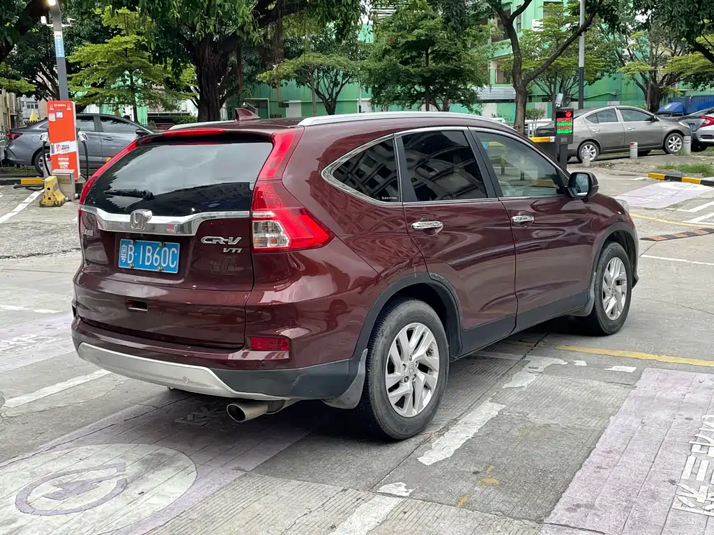 Honda CR-V 2.4 L 2 WD Luxury