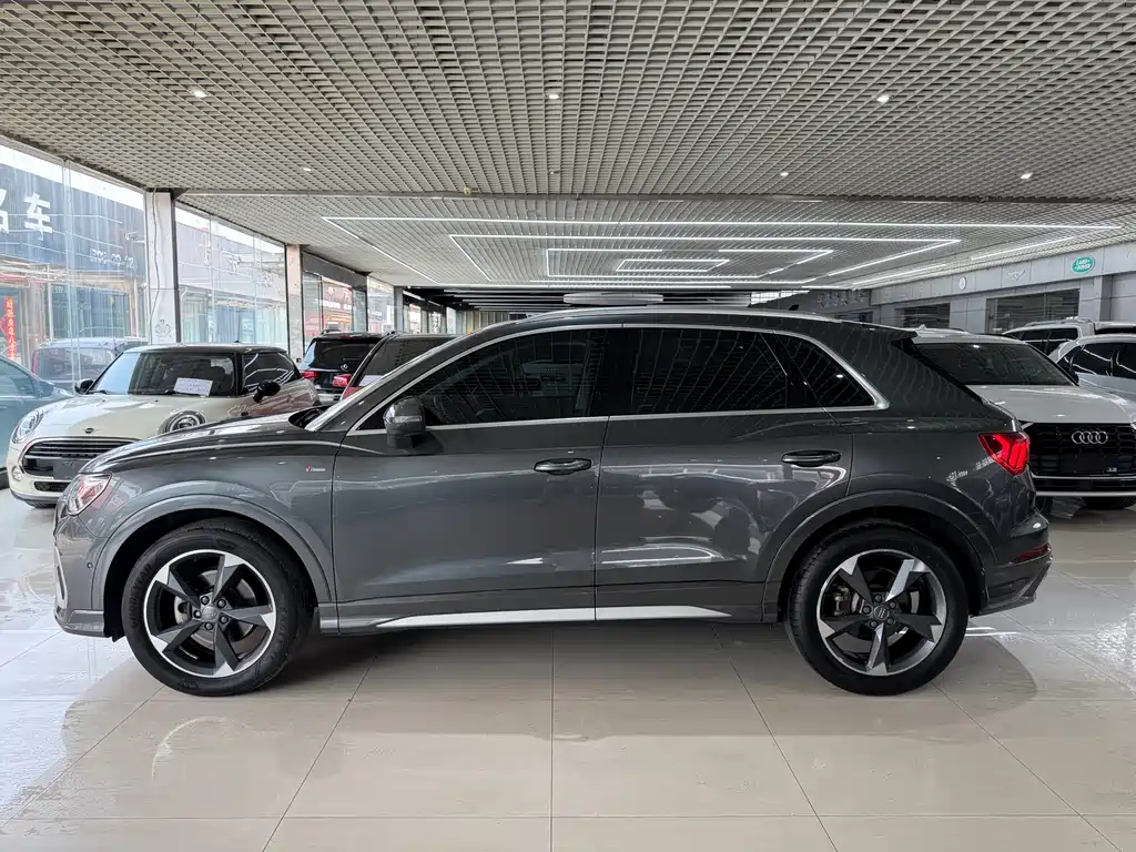 Audi Q3 35 TFSI Fashion Dynamic