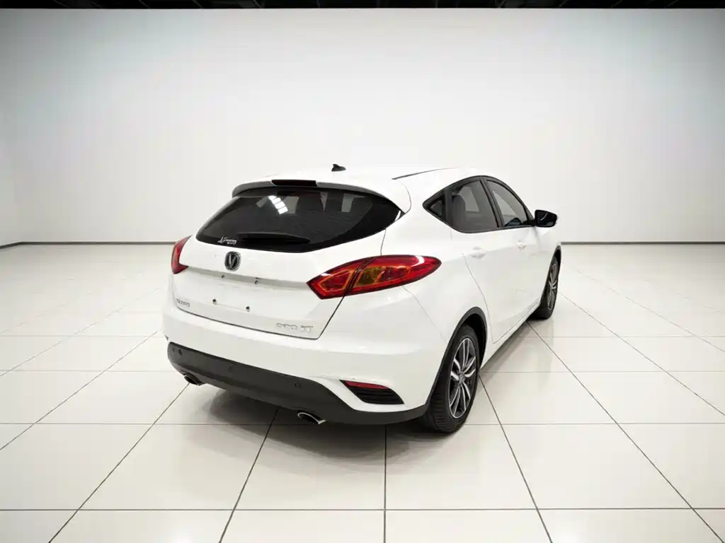 Eado XT 1.6 L Manual Handsome Cool CN-V