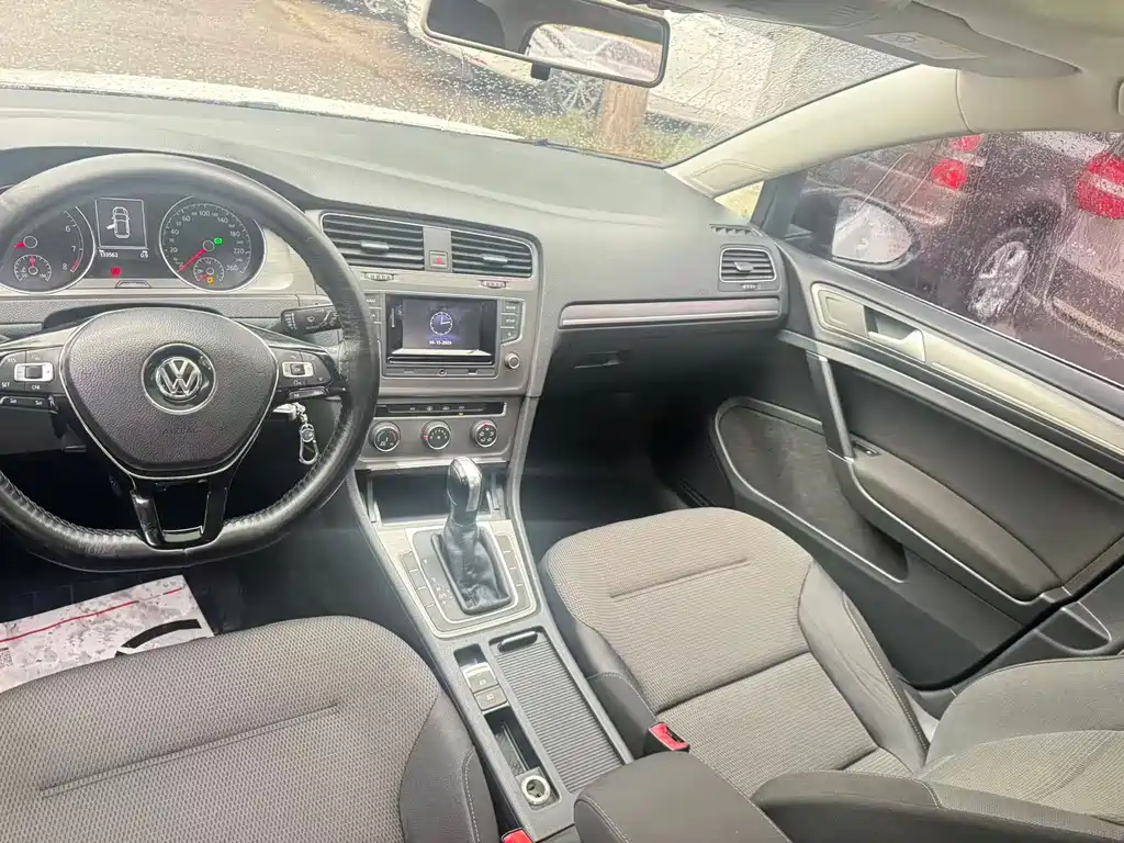 Golf 230 TSI Auto Comfort