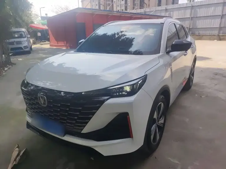 Changan CS55 PLUS 2 nd Gen 1.5 T DCT Distinguished