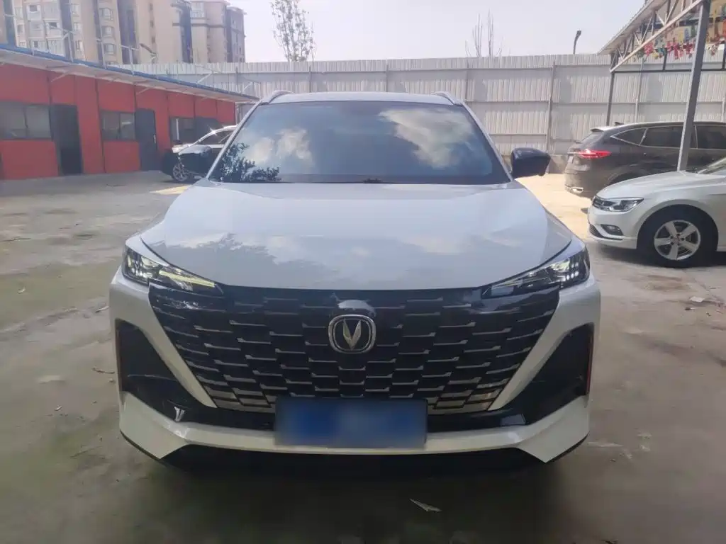 Changan CS55 PLUS 2 nd Gen 1.5 T DCT Distinguished