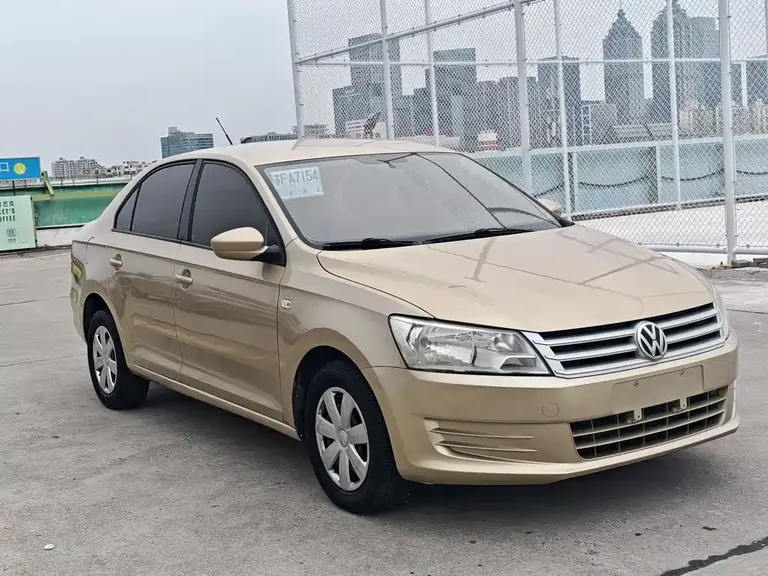 Volkswagen Santana 1.6 L Auto Style
