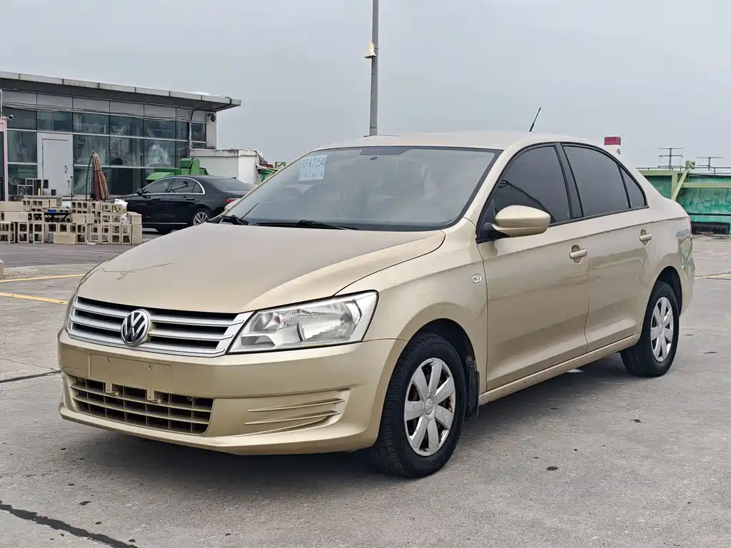 Santana 1.6 L Auto Style