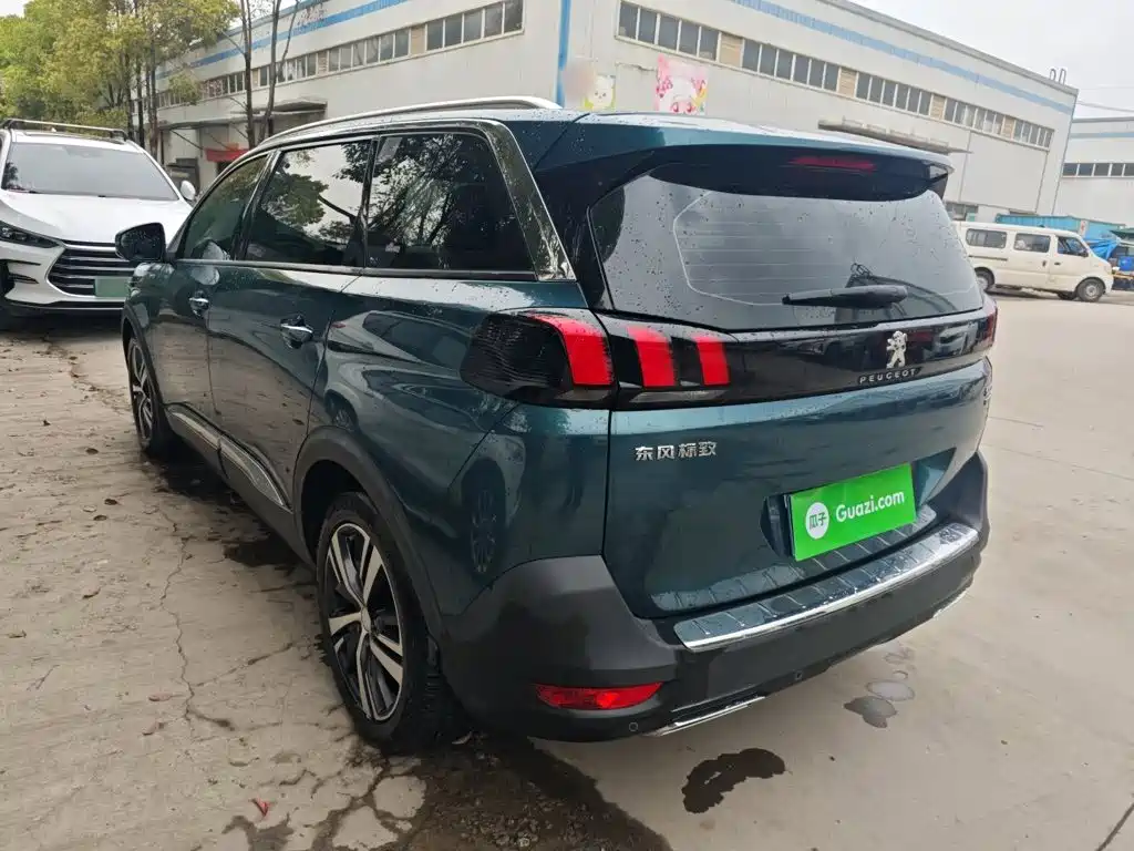 Peugeot 5008 350 THP 7-seat Elite