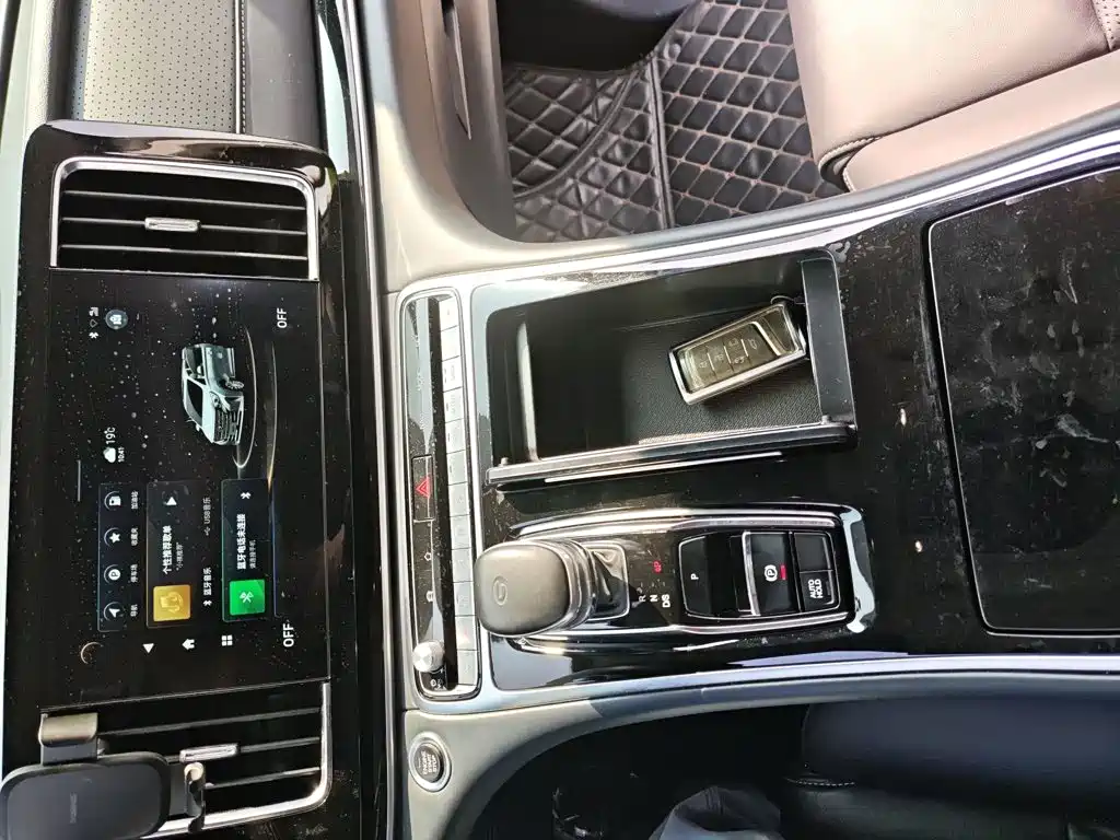 GAC Trumpchi M8 Master Series 390 T Distinguished