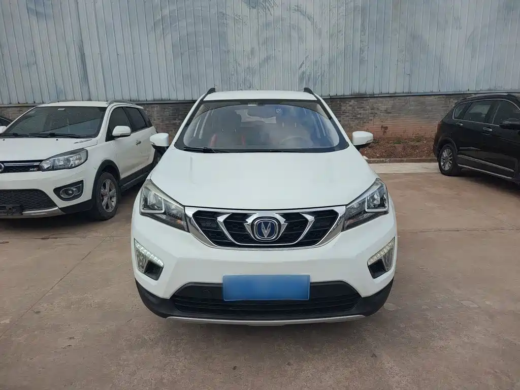 Changan CS15 1.5 L Manual Fashion