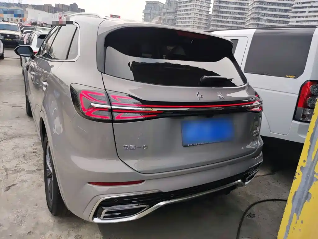 Hongqi HS5 2.0 T Flagship Enjoyment Pro
