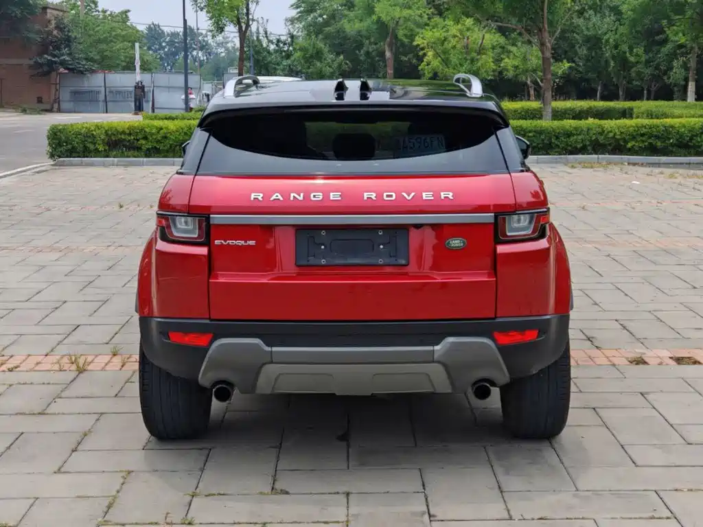 Range Rover Evoque 2.0 T Sharp Style