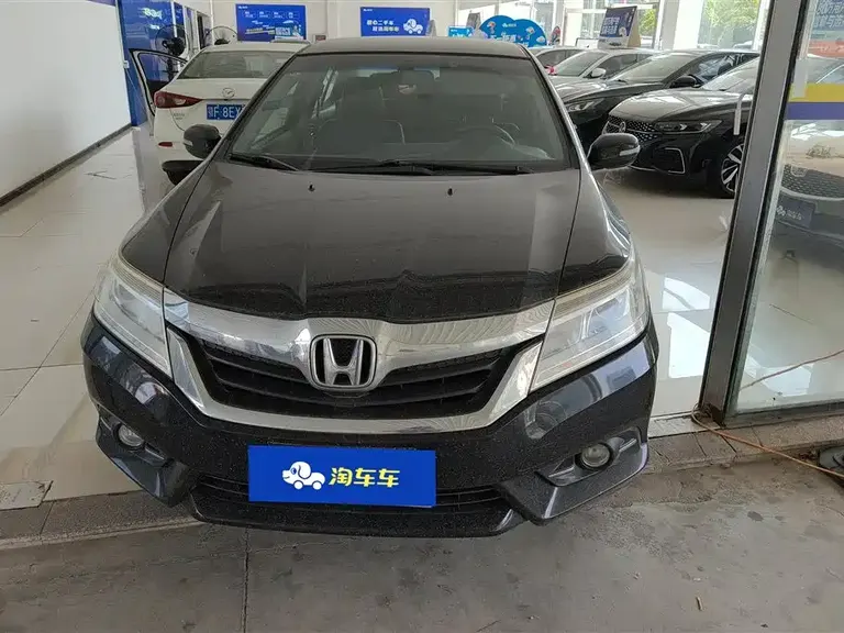 Honda Crider 1.8 L Auto Comfort