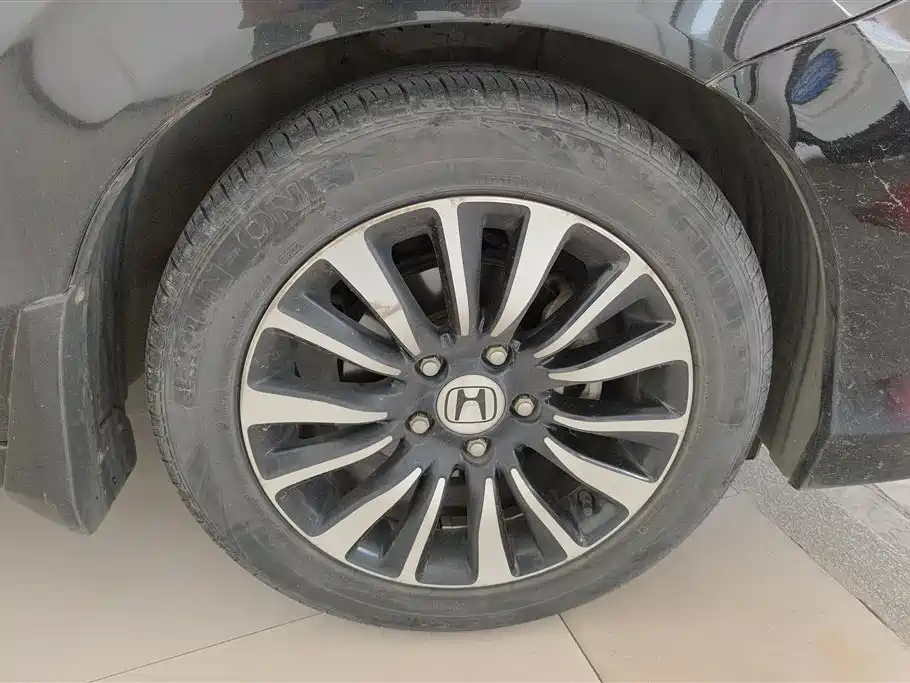 Crider 1.8 L Auto Comfort