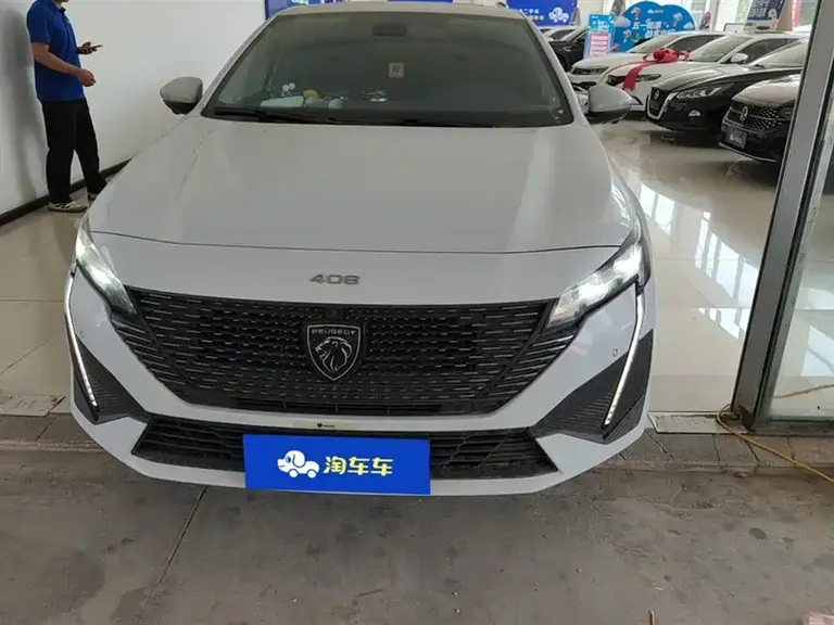 Peugeot 408 360 THP Dragon Latour