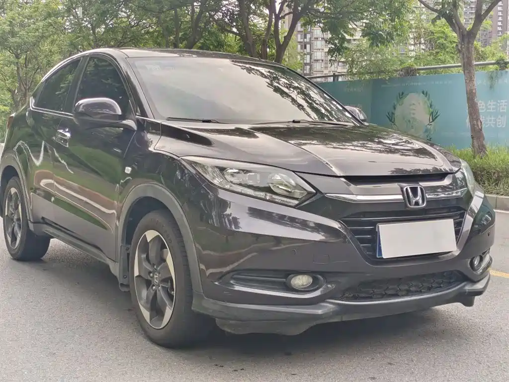 Vezel 1.8 L CVT 2 WD Pioneer