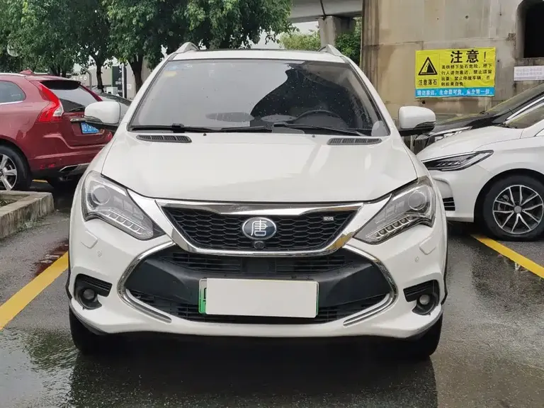 BYD Tang NEV 2.0 T Full-time 4 WD Elegant Luxury