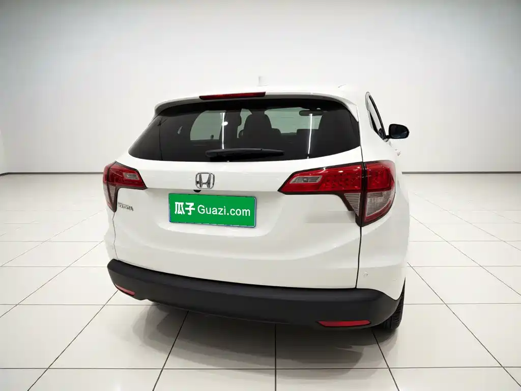 Vezel 1.8 L CVT 2 WD Elite