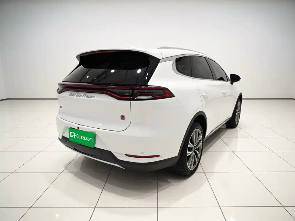 Tang 2.0 T Auto Connected Distinguished 7-seat CN-V
