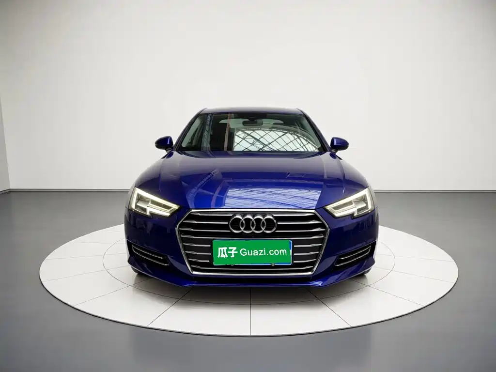 Audi A4 L 30 Anniversary 40 TFSI Progressive