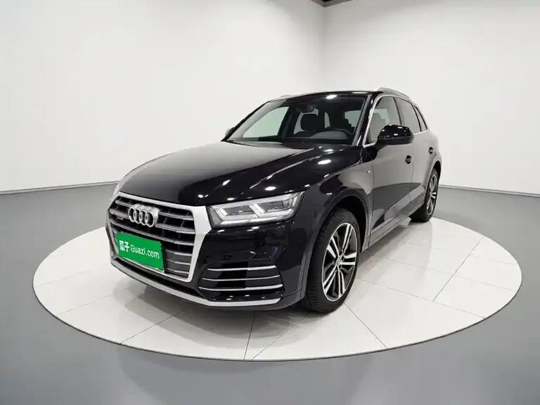 Audi Q5 L Facelift 40 TFSI Honor Enjoyment Fashion