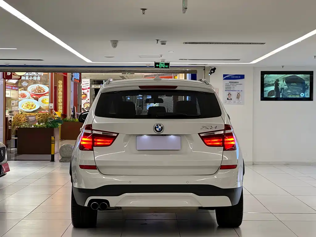 BMW X3 (Import) xDrive28 i Leading