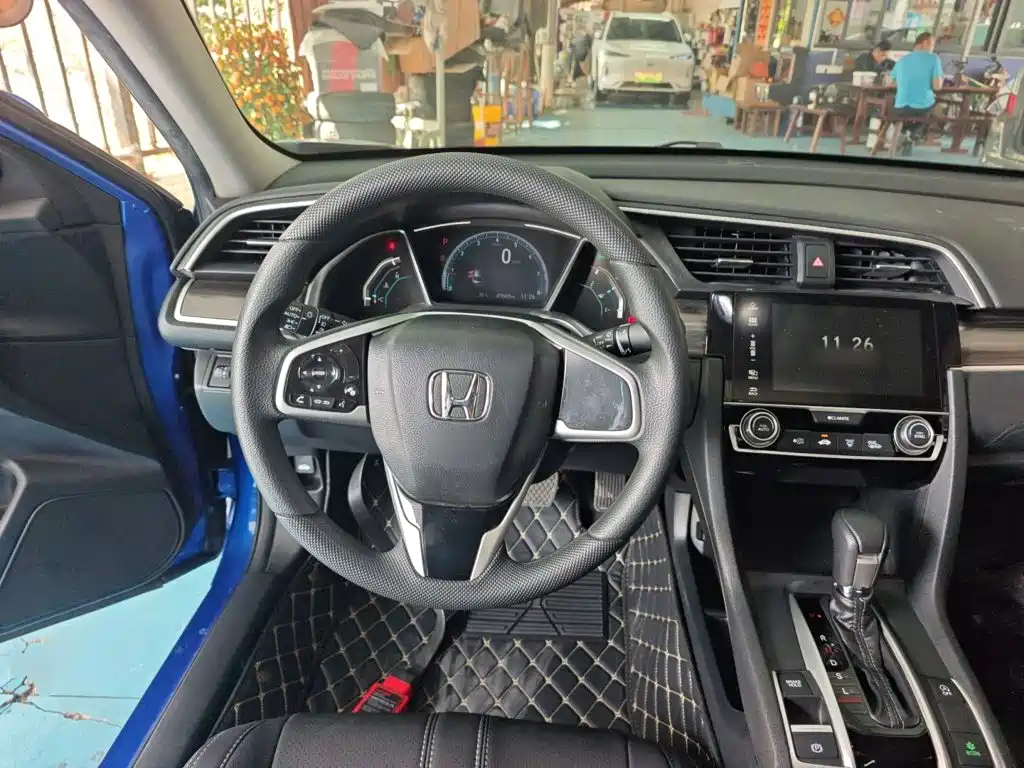 Civic 220 TURBO CVT Power Motion CN-VI
