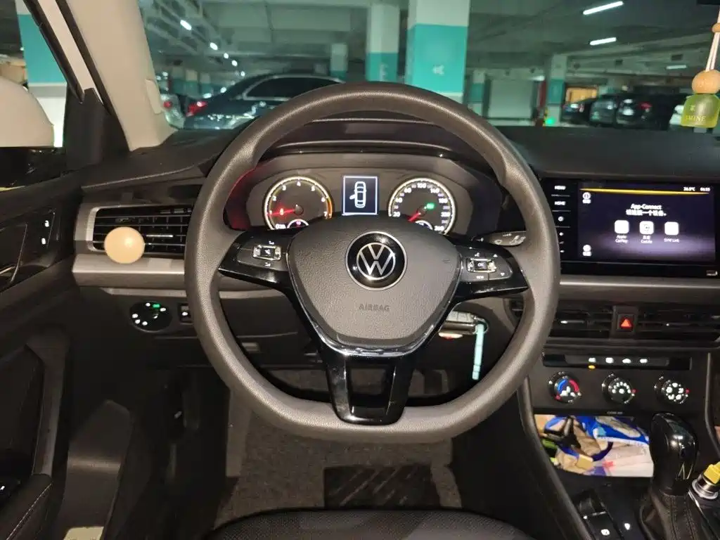 Lavida 1.5 L Auto Comfort