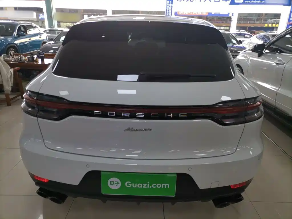 Macan Macan 2.0 T
