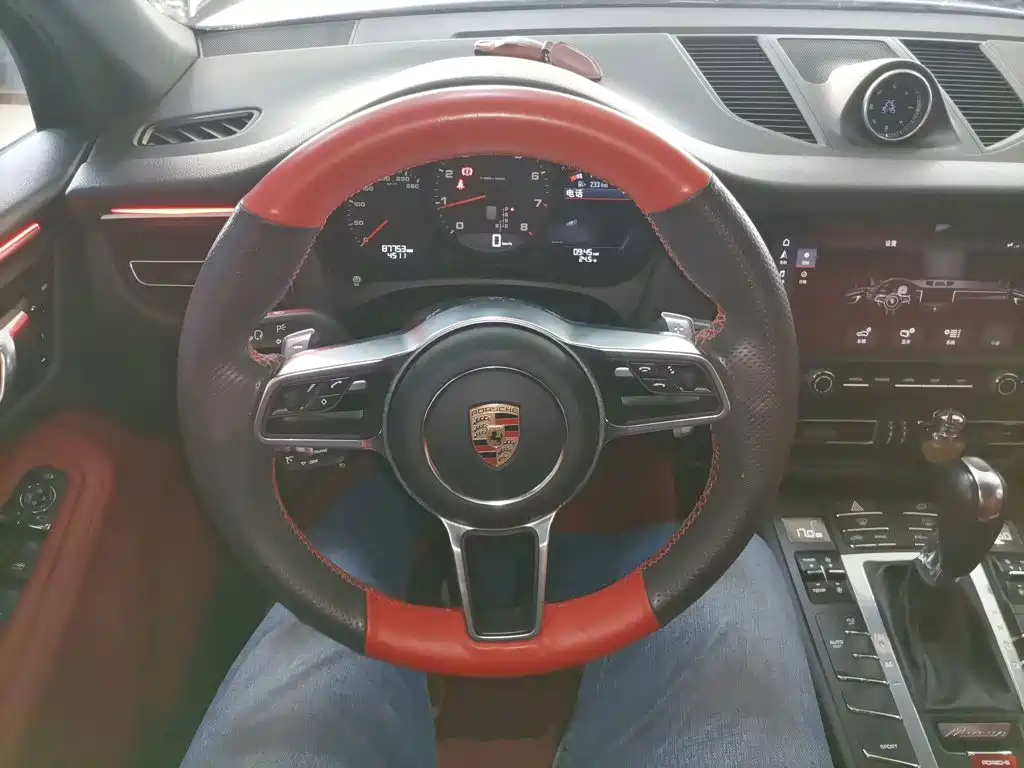 Macan Macan 2.0 T
