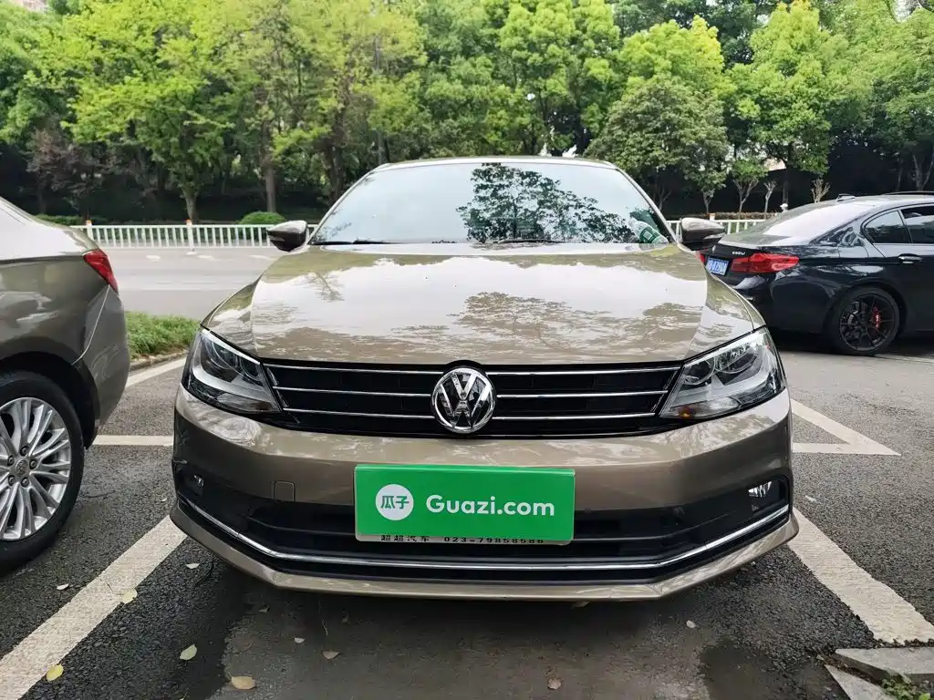 Sagitar 1.6 L Auto Comfort