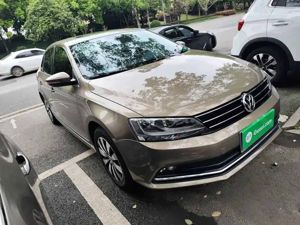 Sagitar 1.6 L Auto Comfort