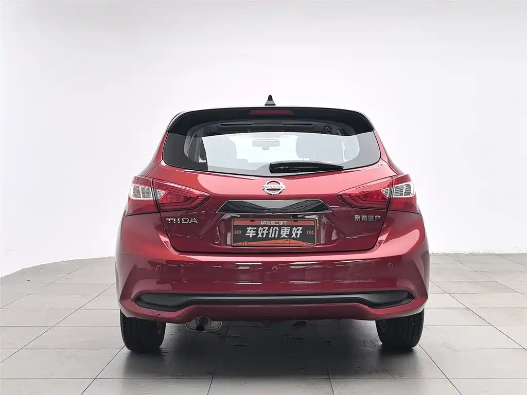 Tiida 1.6 L CVT Cool Motion
