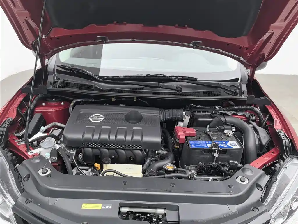 Tiida 1.6 L CVT Cool Motion