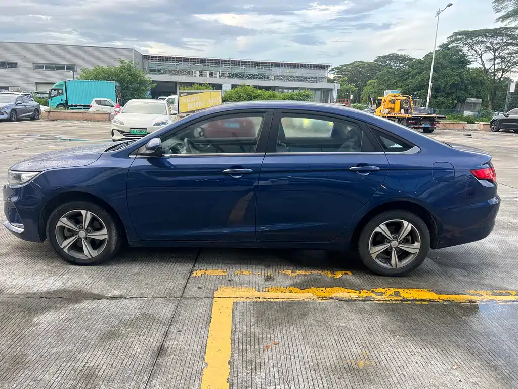 Emgrand GL 1.4 T CVT Elite Smart Enjoyment