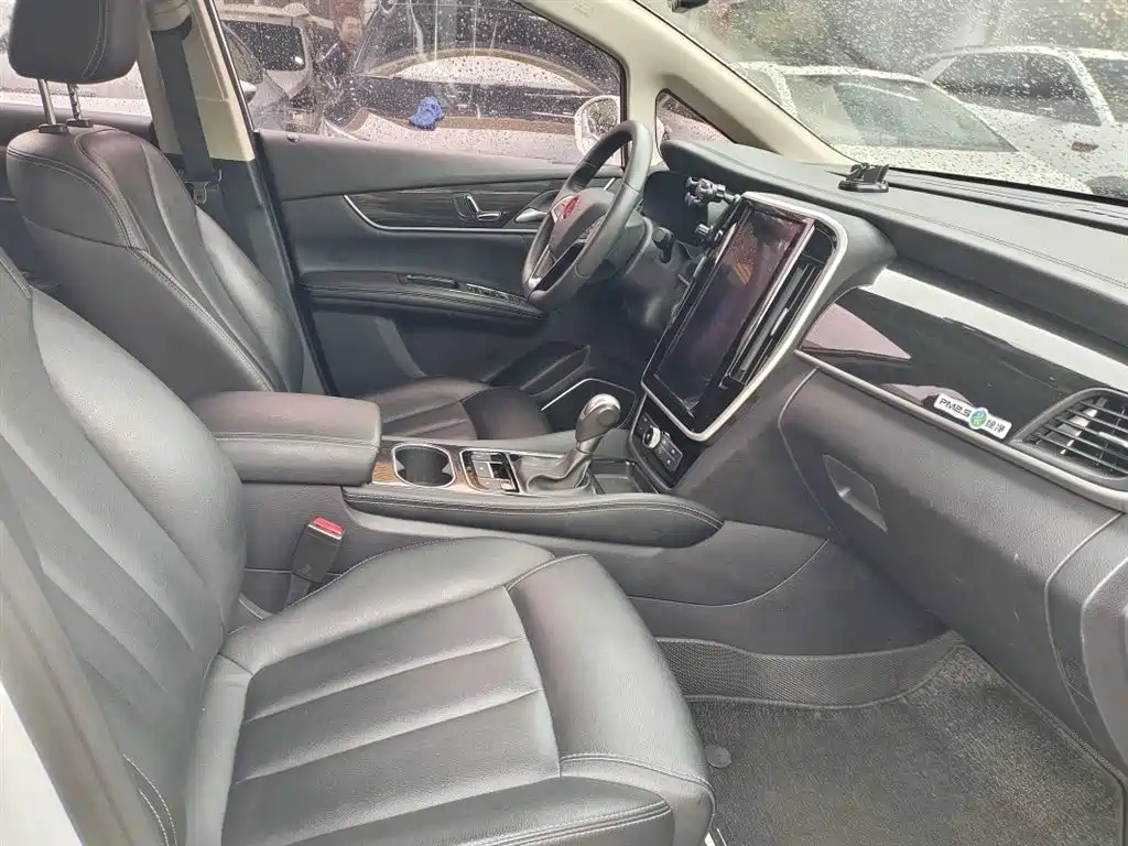 Song MAX 1.5 T Auto Connected Premium 7-seat