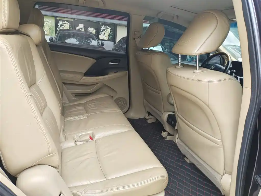 Odyssey Power Show 2.4 L Luxury