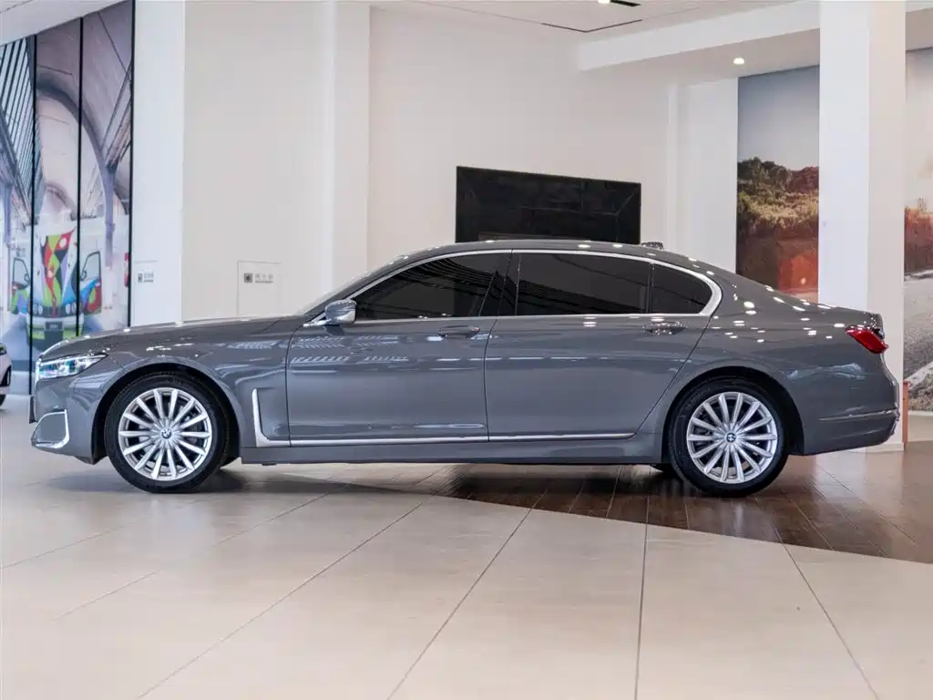 BMW 7 Series 730 Li Luxury Package