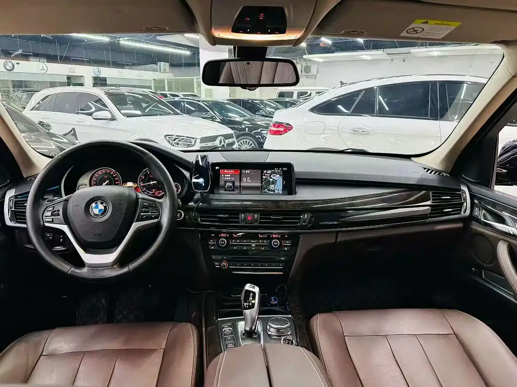 BMW X5 (Import) xDrive28 i
